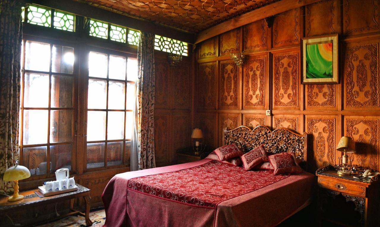 De Laila House Boat By Sterling Hotel Srinagar  Luaran gambar